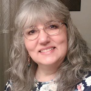 Meet your Posher, Deb